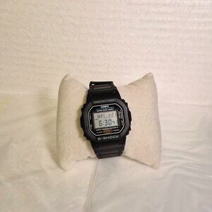Casio G Shock NWOT condition digital